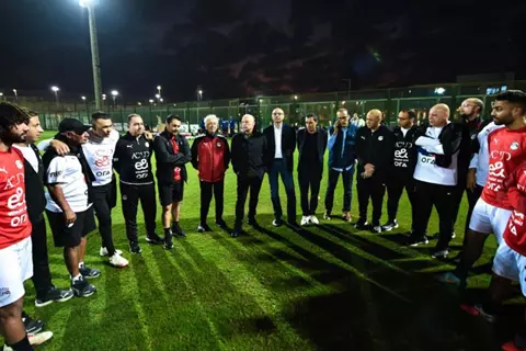 "اجتماع لرفع معنوياتهم".. أبوريدة يدعم منتخب مصر المشارك في كأس العرب